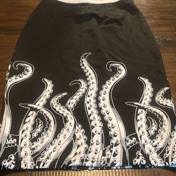 Sourpuss Black and White Sheath Dress Sleeveless Cocktail - Picture 3 of 12